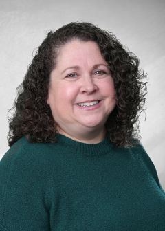 Erin Jonson headshot